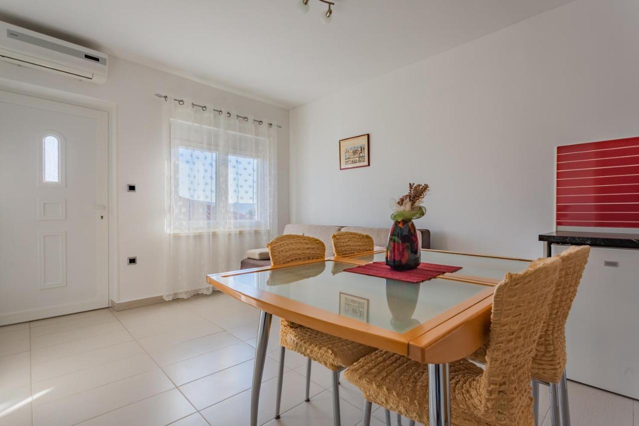 Bonaca Apartment