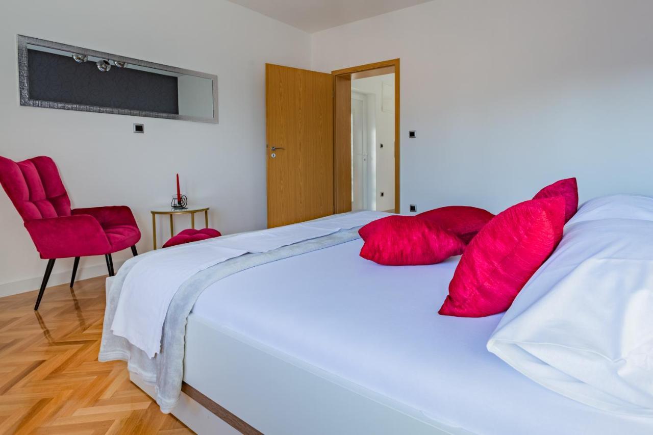 Bonaca Apartment